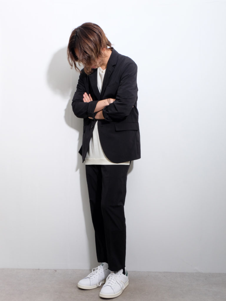540円 数量限定セール 感動パンツ UNIQLO ブラック 黒 スーツ パンツ メンズ