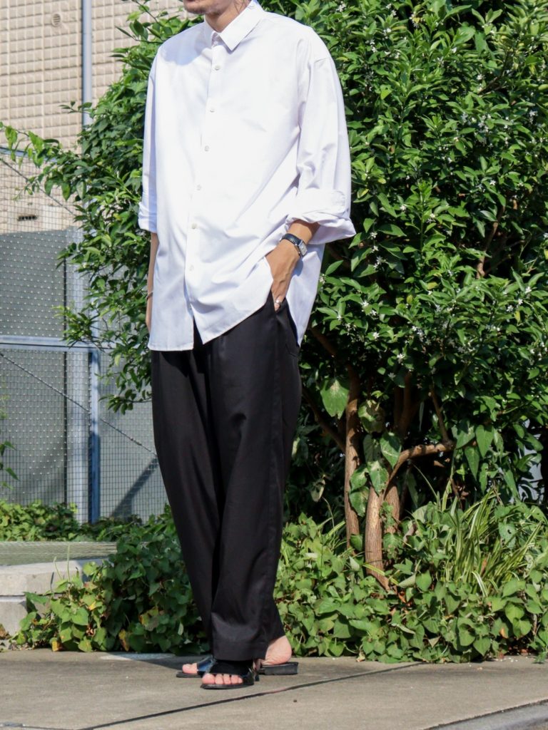 秋のメンズの白シャツコーデ7選 ベーシックなモテアイテムを着こなしで差別化するコツをご紹介 Ander Mag